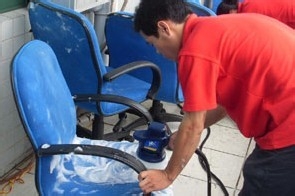 HOW TO CLEAN CHAIR